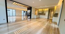 5 Bedroom Luxury Golf&Lake view Stand alone Villa